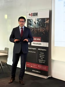 DBA Akumnus Thesis Defence on Campus in Geneva